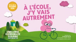 Affiche du Challenge Écomobilité Scolaire des Hauts-de-France, du 12 au 16 octobre 2026, avec une illustration d’un personnage rose à vélo dans un paysage verdoyant.
